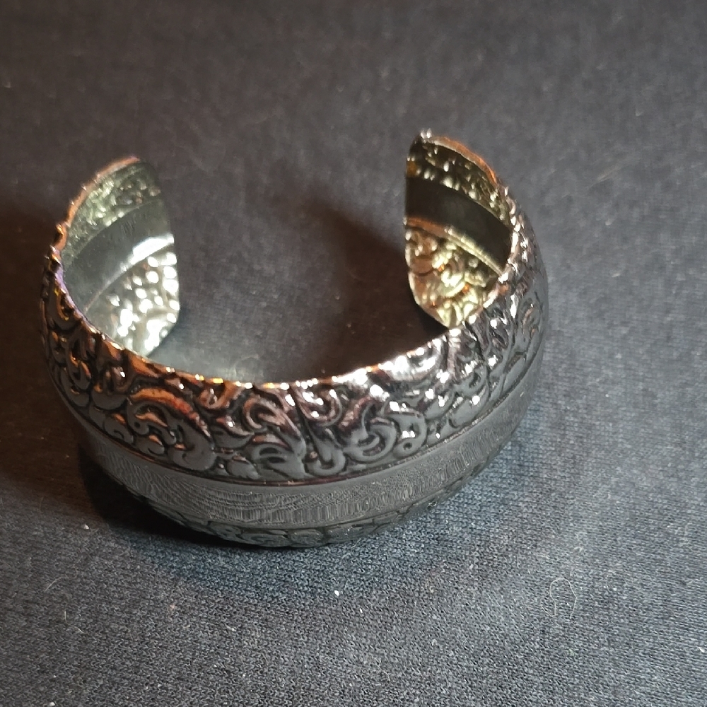 Elegant Silver Cuff Bracelet